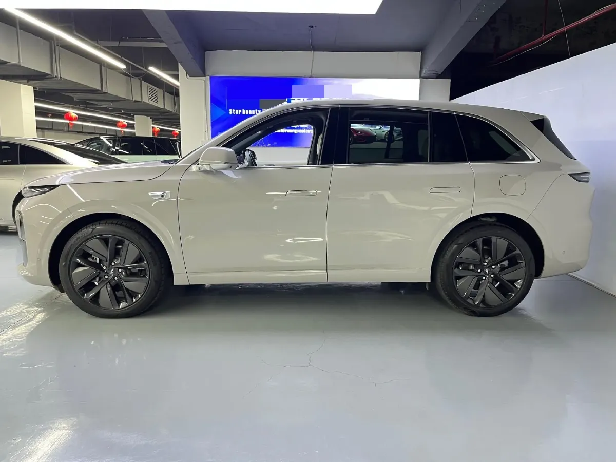 2024 Li L6 Range Extended 154HP L4 REEV 36.8KWH,autocango,china used car exporter,china ev exporter,chinese used car exporter,chinese used ev exporter