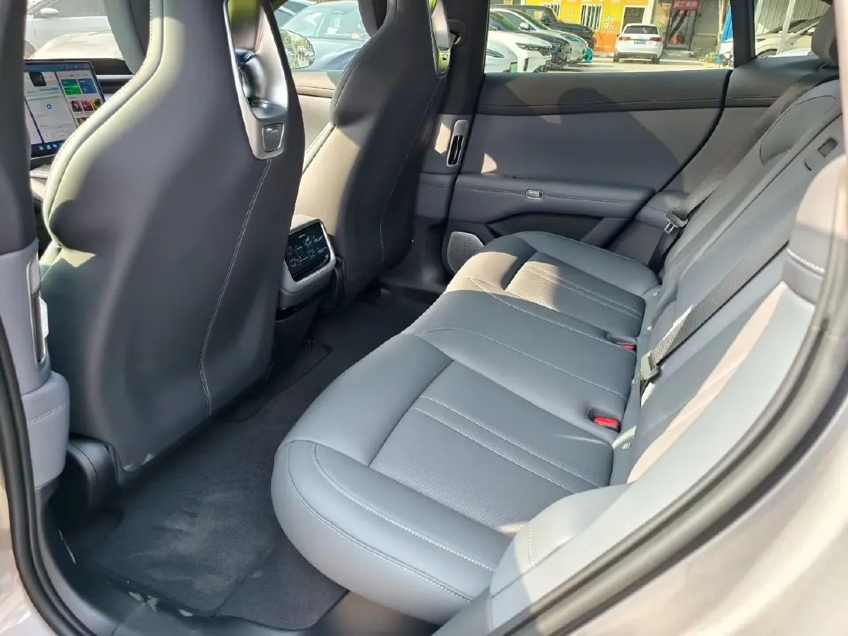 2025 MI YU7 BEV 96.3KWH,autocango,china used car exporter,china ev exporter,chinese used car exporter,chinese used ev exporter