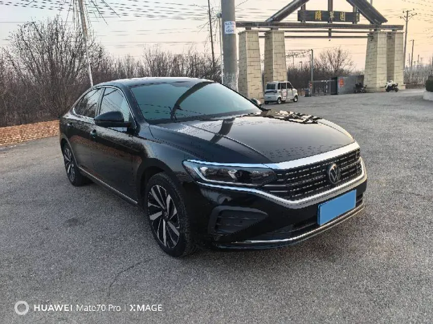 2025 Volkswagen Passat 2.0T 220HP L4 7DCT,autocango,china used car exporter,china ev exporter,chinese used car exporter,chinese used ev exporter