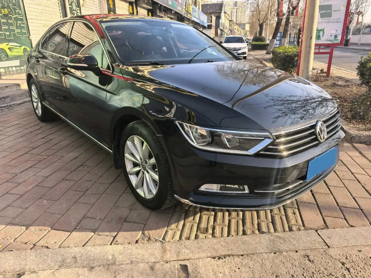 2018 Volkswagen Magotan 1.8T 180HP L4 7DCT,autocango,china used car exporter,china ev exporter,chinese used car exporter,chinese used ev exporter
