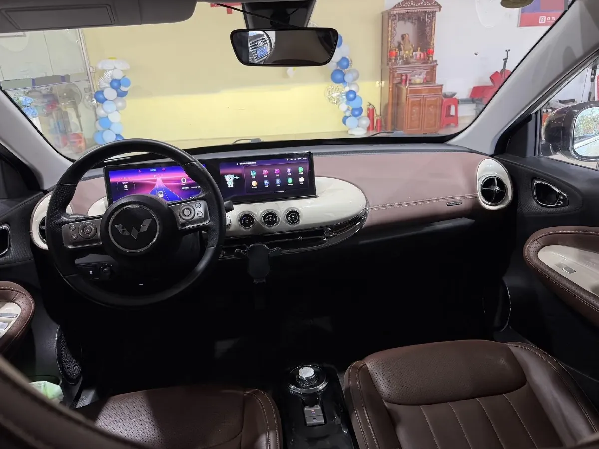 2023 WuLing BinGuo BEV 31.9KWH,autocango,china used car exporter,china ev exporter,chinese used car exporter,chinese used ev exporter