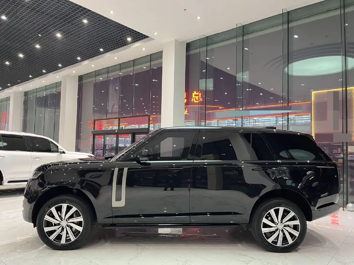 2024 Land Rover Range Rover 3.0T 400HP L6 8AT,autocango,china used car exporter,china ev exporter,chinese used car exporter,chinese used ev exporter