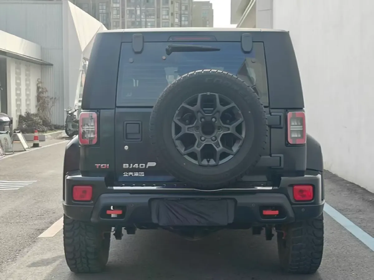 2024 Beijing BJ40 2.0T 163HP L4 8AT,autocango,china used car exporter,china ev exporter,chinese used car exporter,chinese used ev exporter