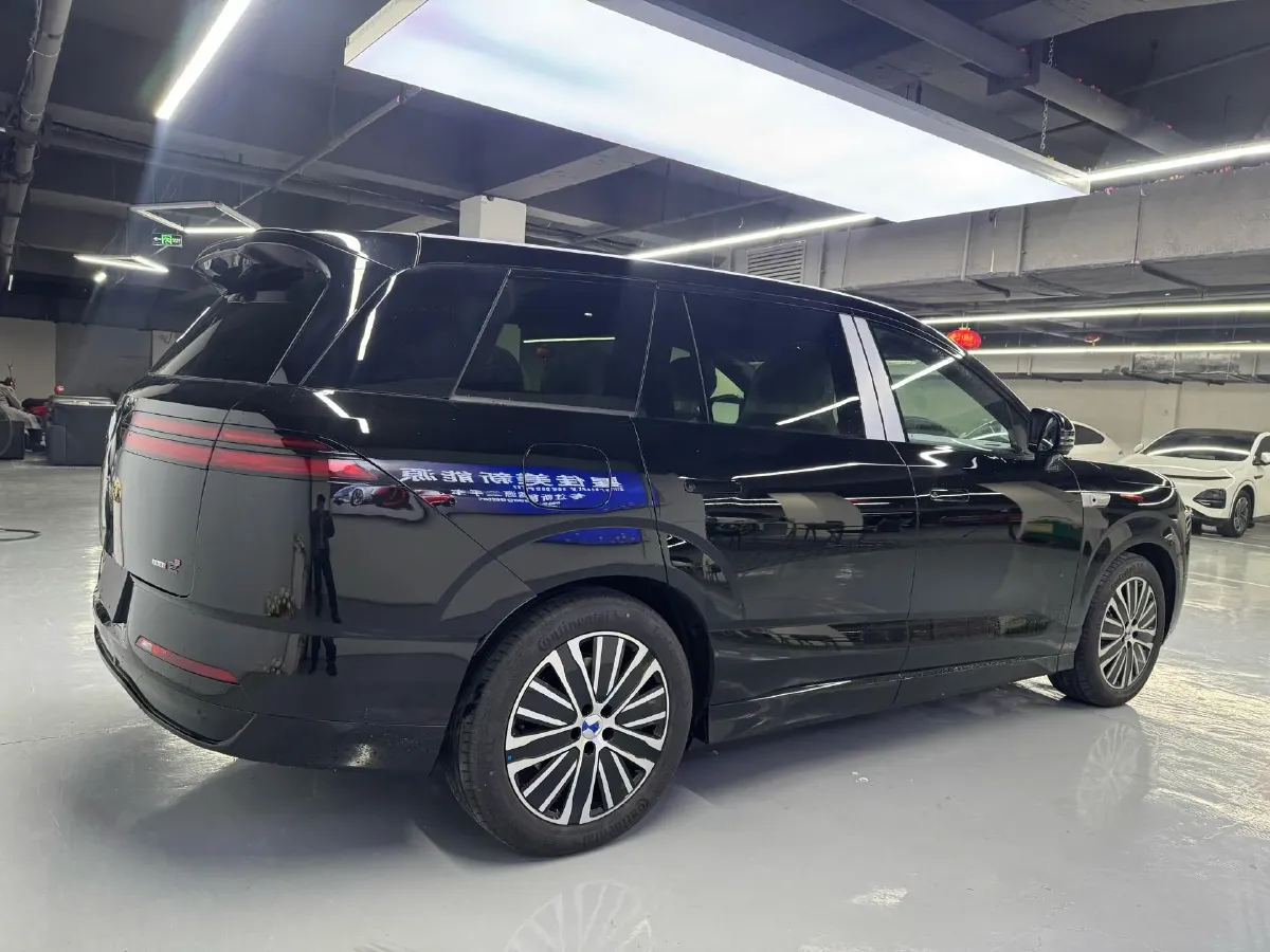 2025 Denza DenzaN8L 2.0T 207HP L4 E-CVT PHEV,autocango,china used car exporter,china ev exporter,chinese used car exporter,chinese used ev exporter