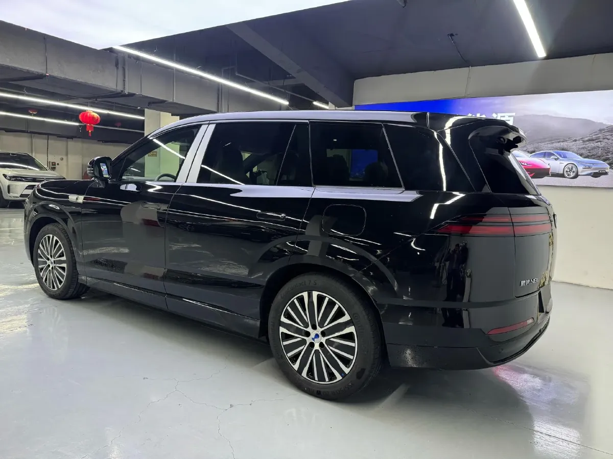 2025 Denza DenzaN8L 2.0T 207HP L4 E-CVT PHEV,autocango,china used car exporter,china ev exporter,chinese used car exporter,chinese used ev exporter