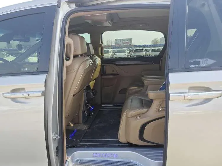 2020 Buick GL8 2.0T 237HP L4 9AT,autocango,china used car exporter,china ev exporter,chinese used car exporter,chinese used ev exporter