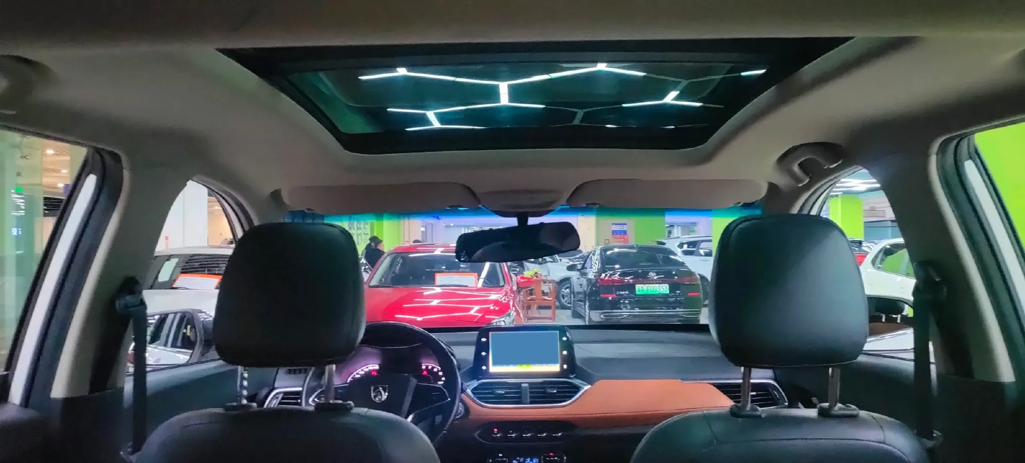 2017 HaiMa S5 Young Edition 1.6L 122HP L4 5MT,autocango,china used car exporter,china ev exporter,chinese used car exporter,chinese used ev exporter