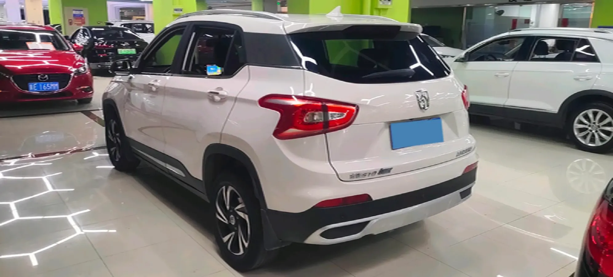 2017 HaiMa S5 Young Edition 1.6L 122HP L4 5MT,autocango,china used car exporter,china ev exporter,chinese used car exporter,chinese used ev exporter