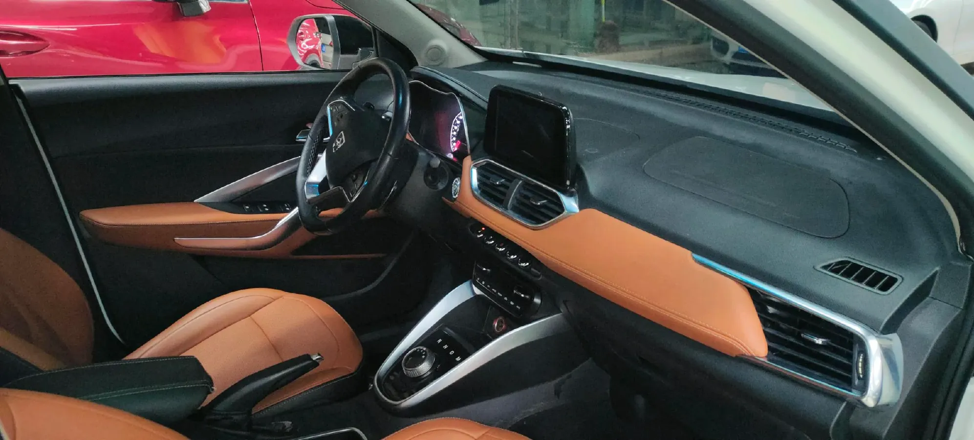 2017 HaiMa S5 Young Edition 1.6L 122HP L4 5MT,autocango,china used car exporter,china ev exporter,chinese used car exporter,chinese used ev exporter