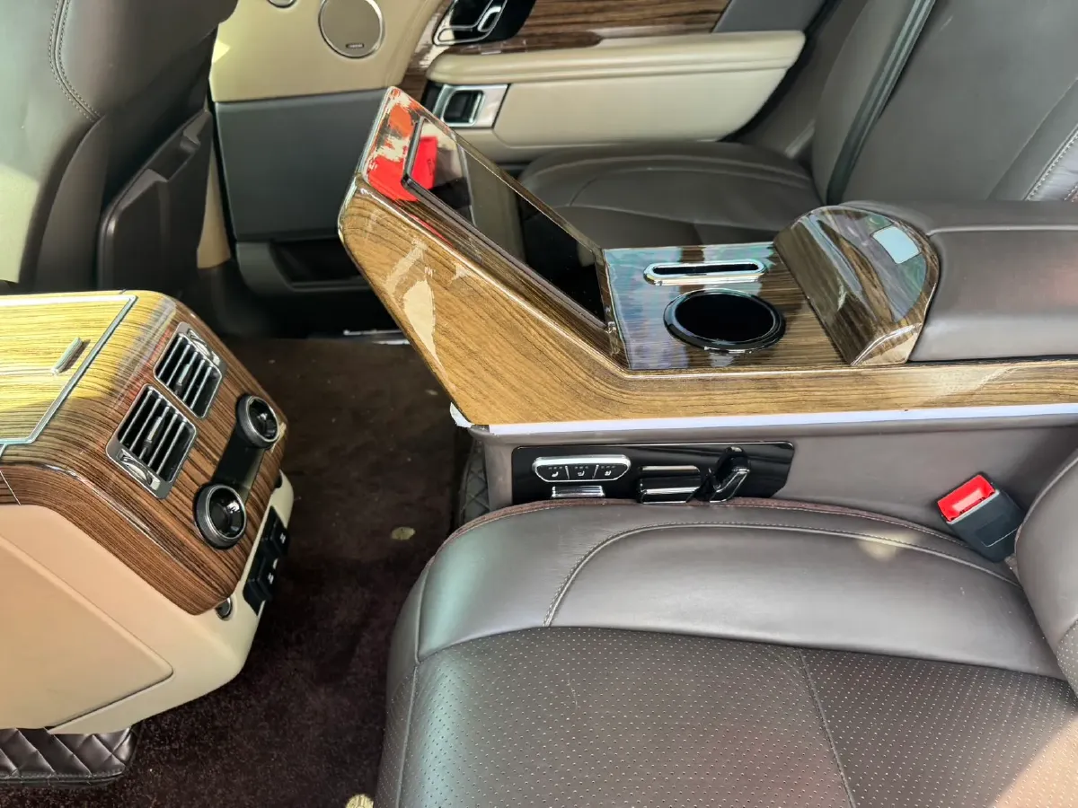 2018 Land Rover Range Rover 3.0T 381HP V6 8AT,autocango,china used car exporter,china ev exporter,chinese used car exporter,chinese used ev exporter