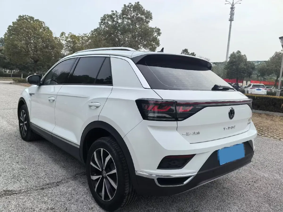 2024 Volkswagen T-Roc 1.4T 150HP L4 7DCT,autocango,china used car exporter,china ev exporter,chinese used car exporter,chinese used ev exporter