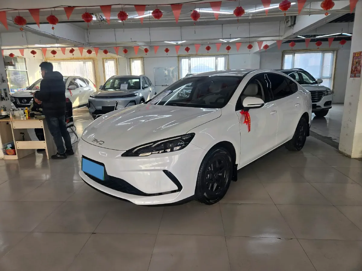 2025 BYD Seal05 DM-i 1.5L 101HP L4 E-CVT PHEV 7.68KWH,autocango,china used car exporter,china ev exporter,chinese used car exporter,chinese used ev exporter