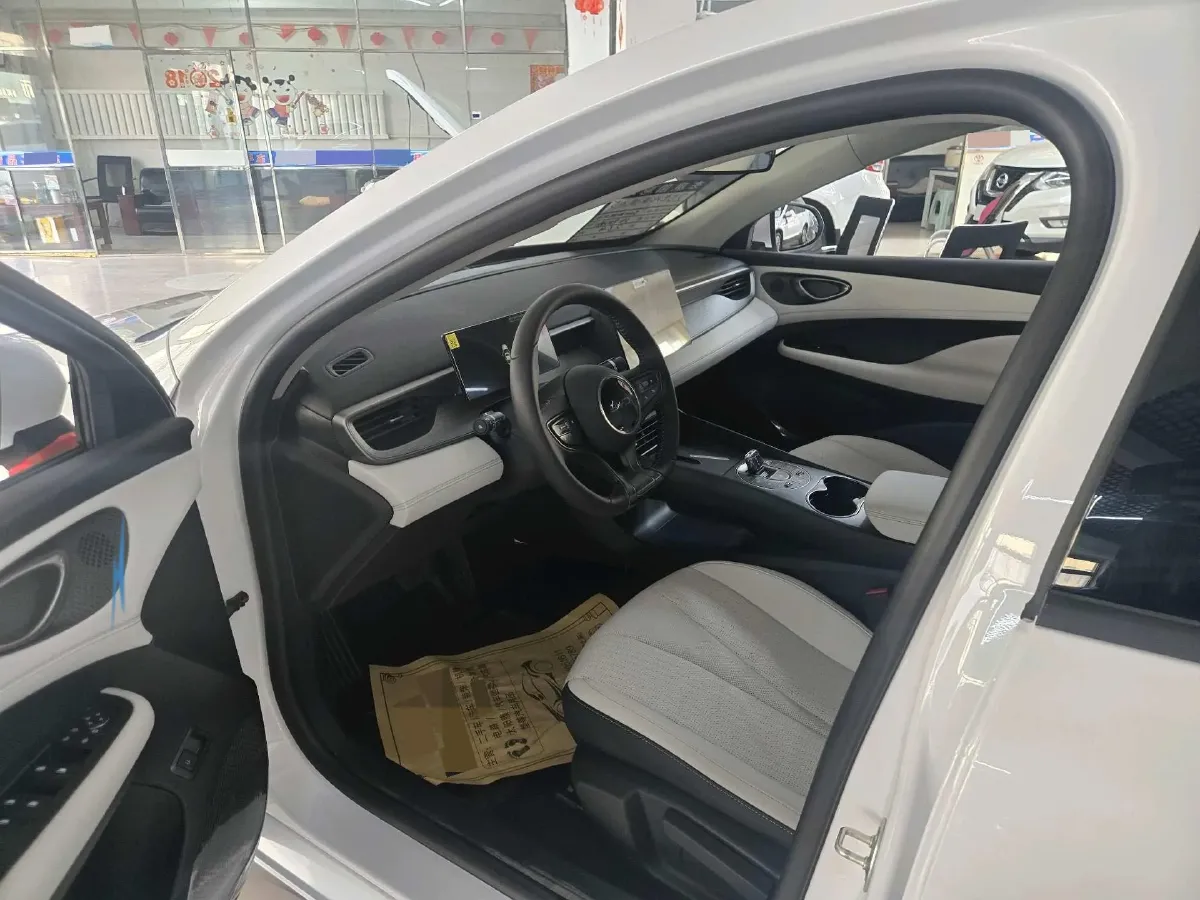 2025 BYD Seal05 DM-i 1.5L 101HP L4 E-CVT PHEV 7.68KWH,autocango,china used car exporter,china ev exporter,chinese used car exporter,chinese used ev exporter