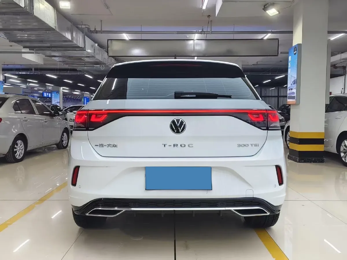 2023 Volkswagen T-Roc 1.5T 160HP L4 7DCT,autocango,china used car exporter,china ev exporter,chinese used car exporter,chinese used ev exporter