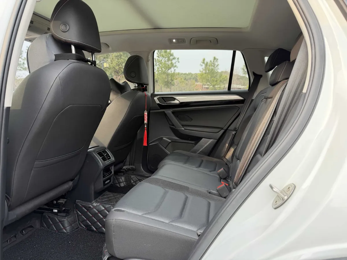 2020 Volkswagen Tayron 2.0T 186HP L4 7DCT,autocango,china used car exporter,china ev exporter,chinese used car exporter,chinese used ev exporter