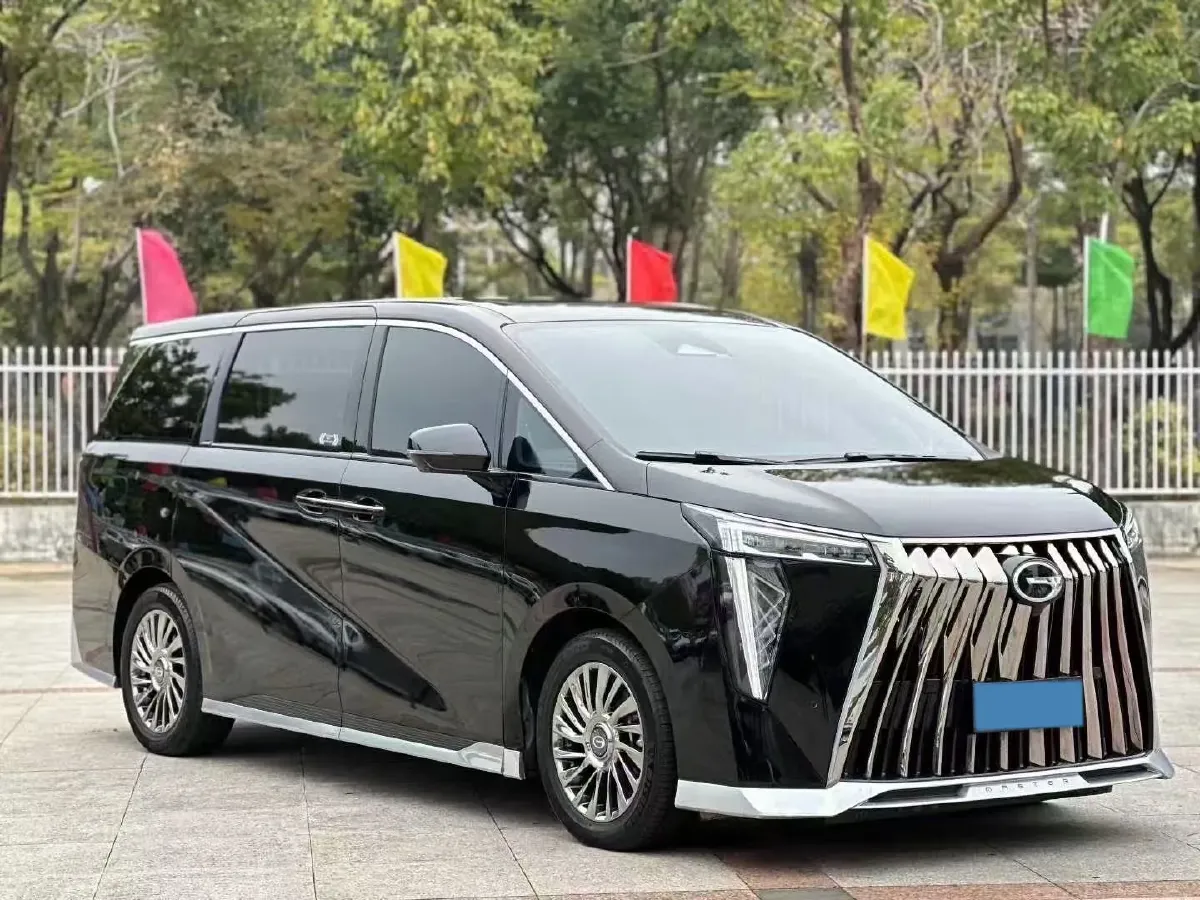 2023 GAC Trumpchi M8 2.0T 252HP L4 8AT,autocango,china used car exporter,china ev exporter,chinese used car exporter,chinese used ev exporter