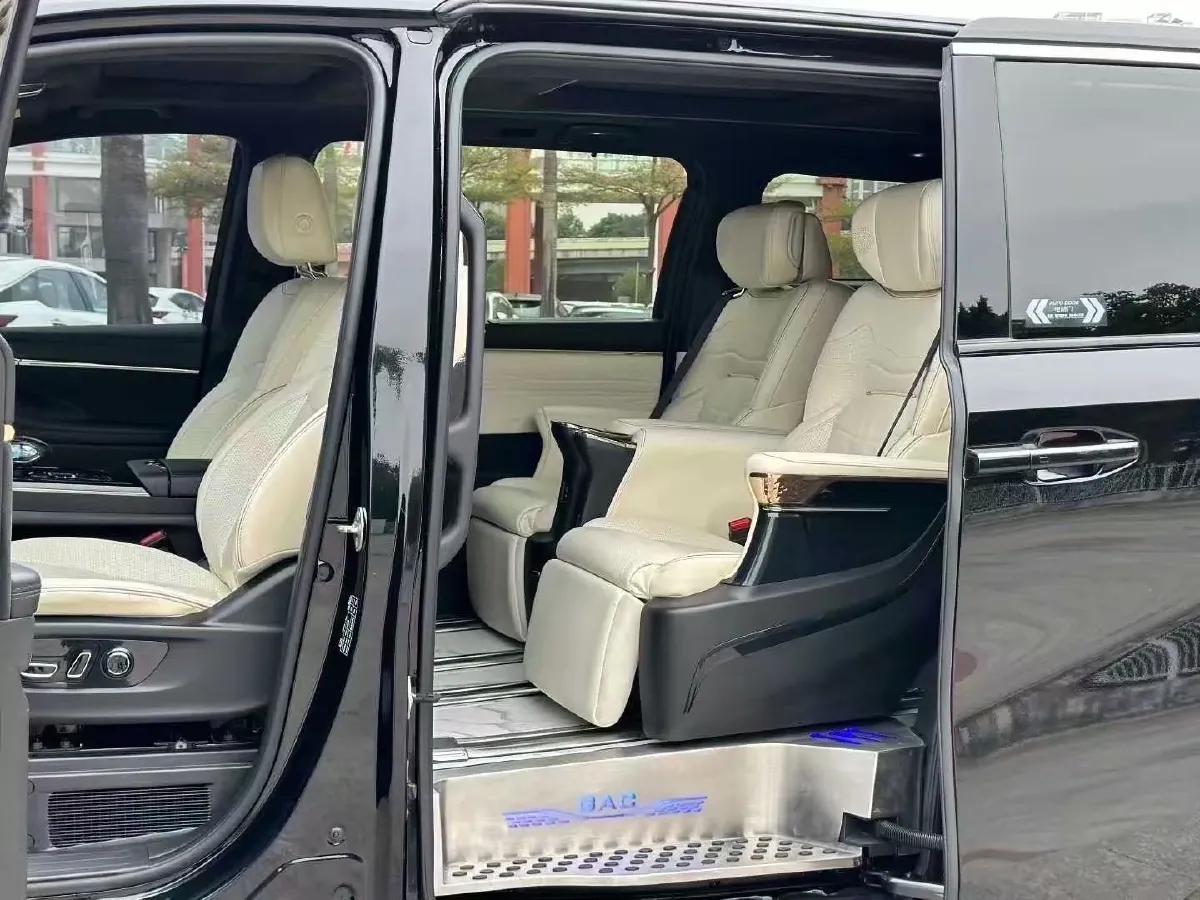 2023 GAC Trumpchi M8 2.0T 252HP L4 8AT,autocango,china used car exporter,china ev exporter,chinese used car exporter,chinese used ev exporter