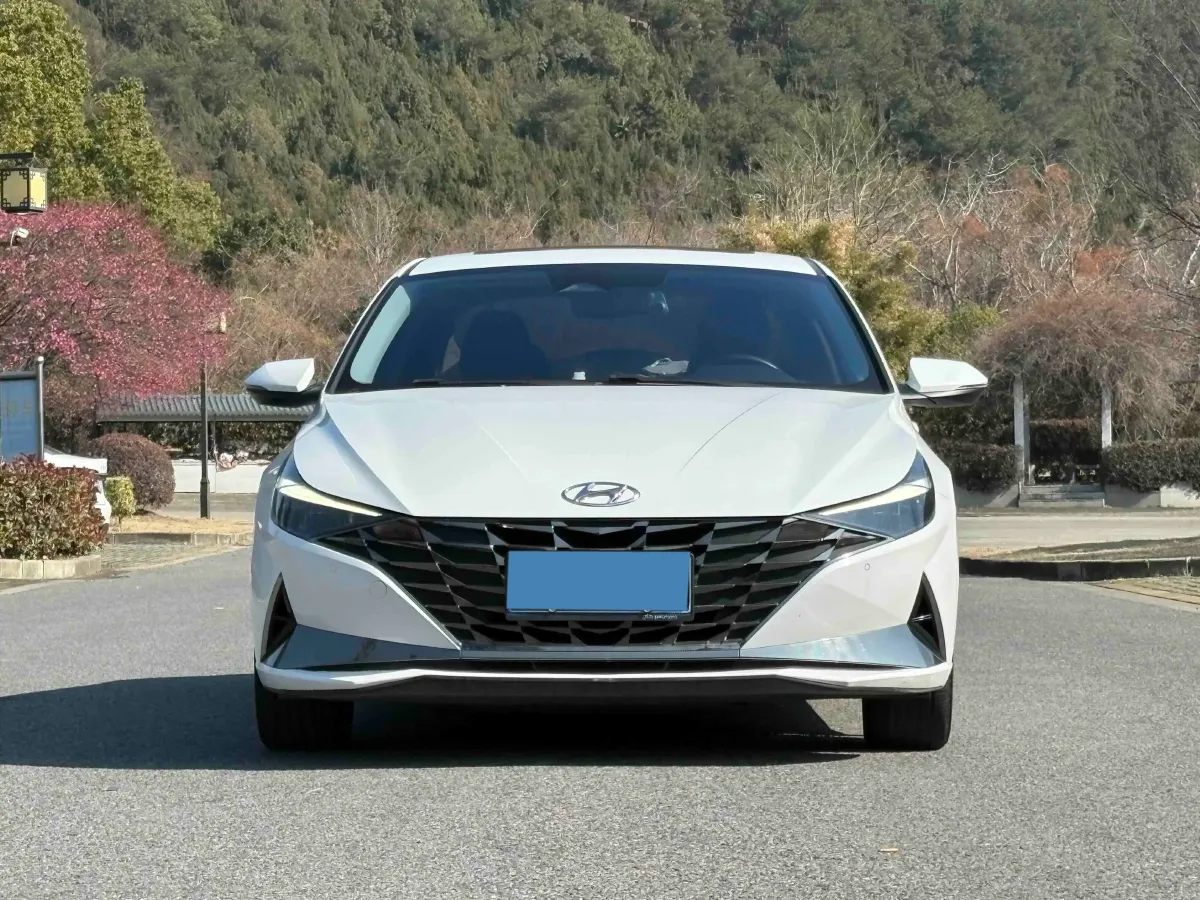 2022 Hyundai Elantra 1.5L 115HP L4 CVT,autocango,china used car exporter,china ev exporter,chinese used car exporter,chinese used ev exporter