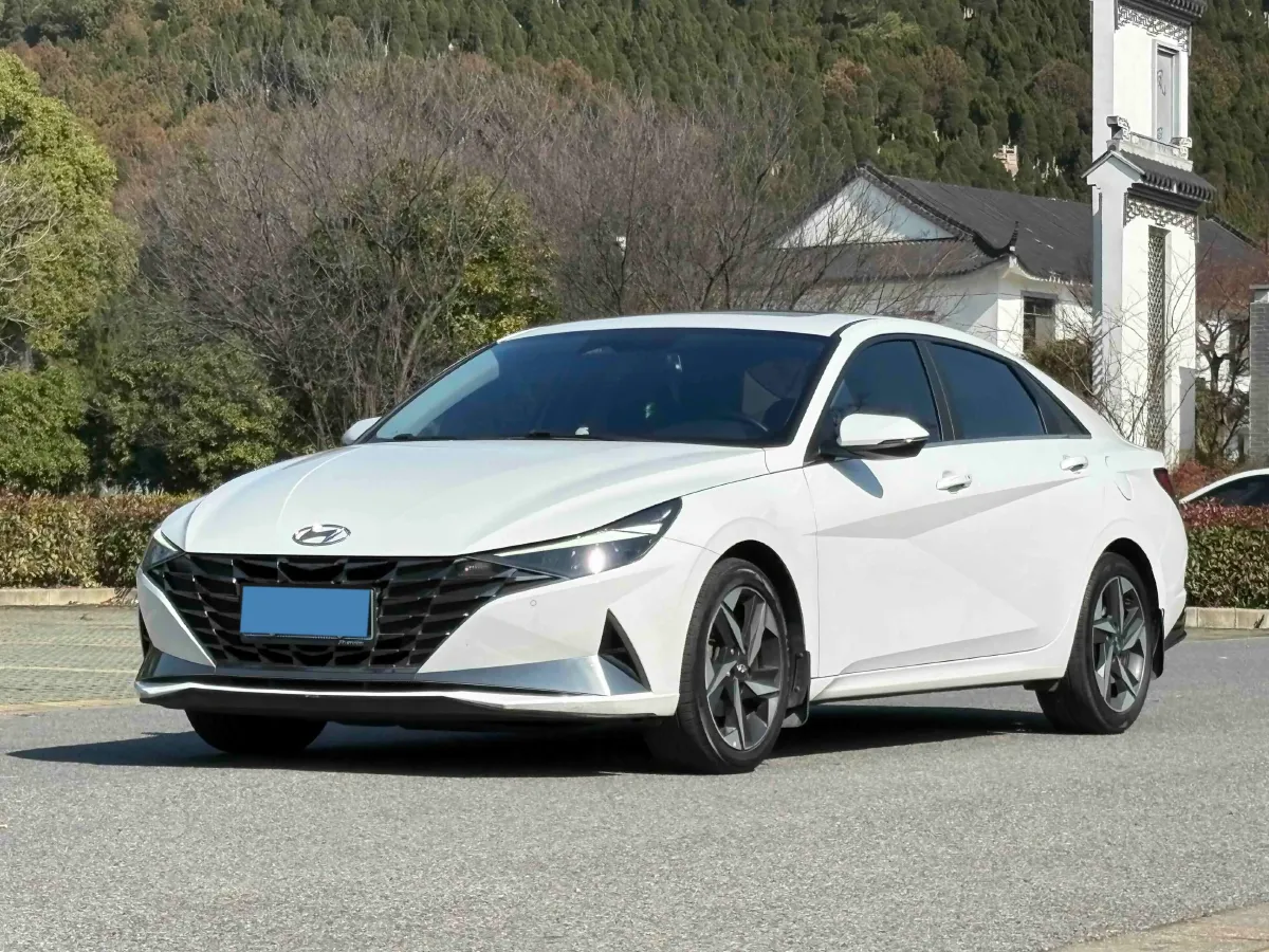 2022 Hyundai Elantra 1.5L 115HP L4 CVT,autocango,china used car exporter,china ev exporter,chinese used car exporter,chinese used ev exporter