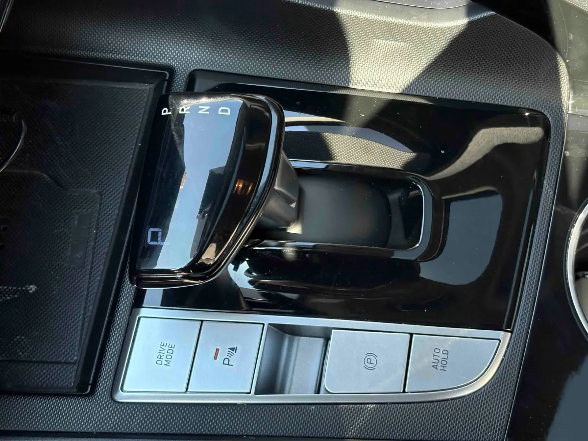 2022 Hyundai Elantra 1.5L 115HP L4 CVT,autocango,china used car exporter,china ev exporter,chinese used car exporter,chinese used ev exporter