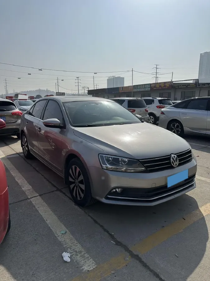 2018 KingLong KaiTe 2.3T 110HP L4 5MT,autocango,china used car exporter,china ev exporter,chinese used car exporter,chinese used ev exporter