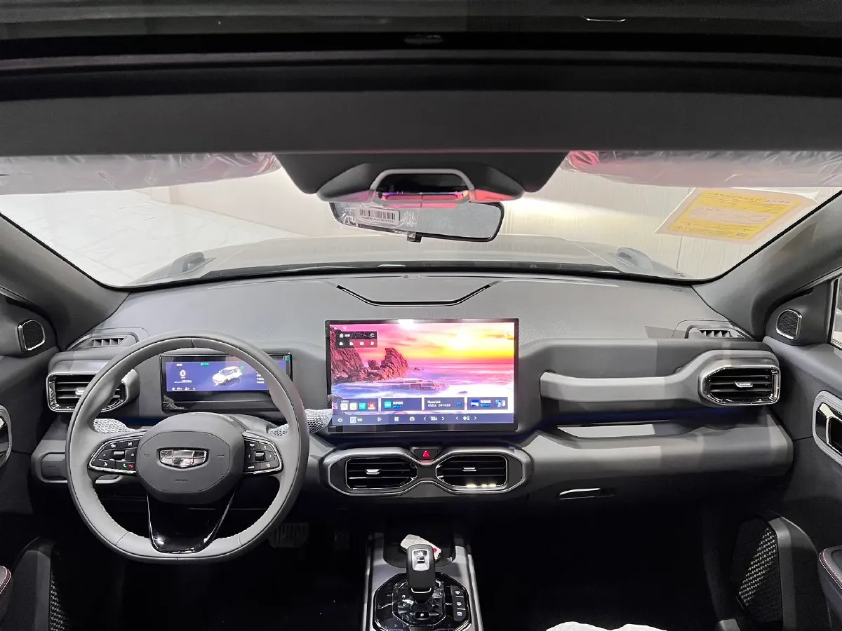 2025 Geely Cowboy 1.5T 181HP L4 7DCT,autocango,china used car exporter,china ev exporter,chinese used car exporter,chinese used ev exporter