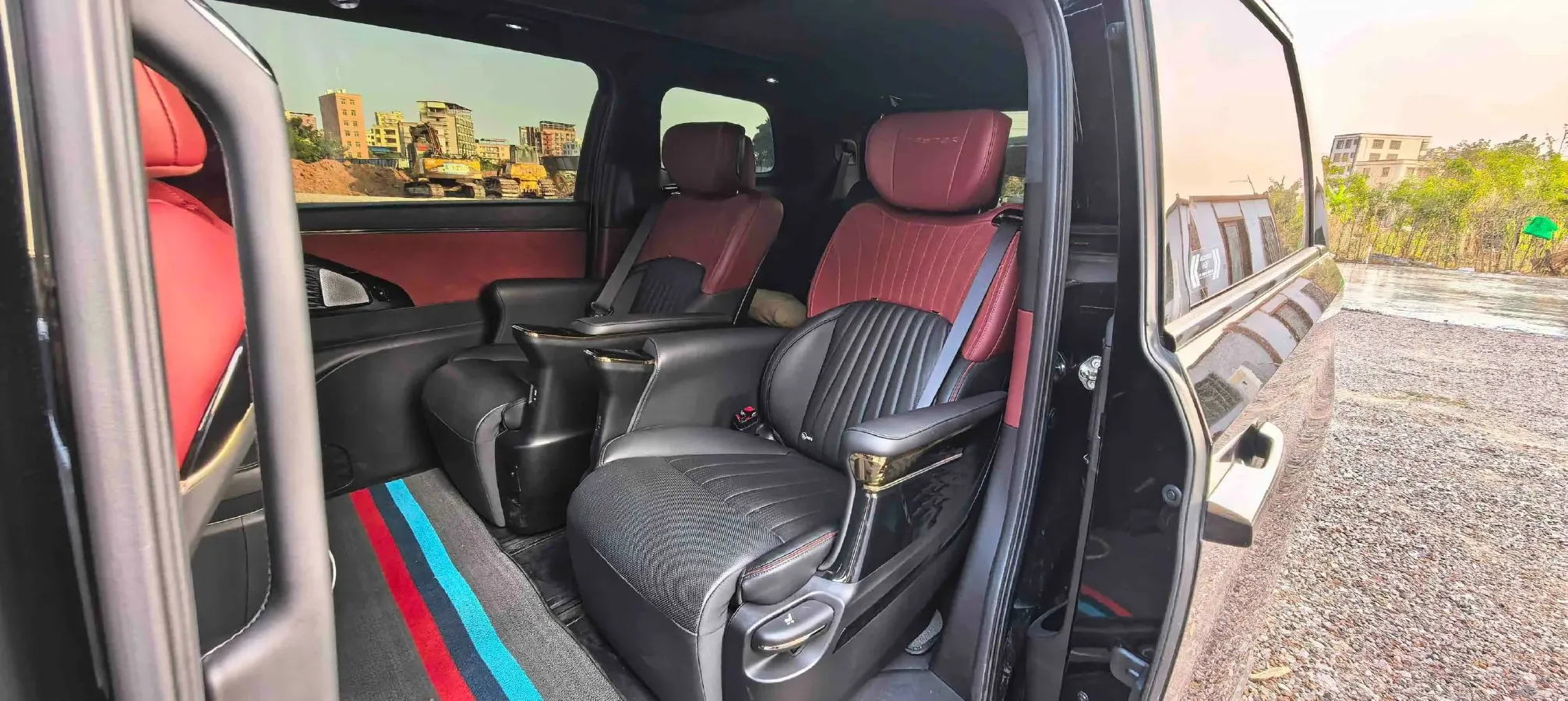 2024 GAC Trumpchi M8 2.0T 252HP L4 8AT,autocango,china used car exporter,china ev exporter,chinese used car exporter,chinese used ev exporter