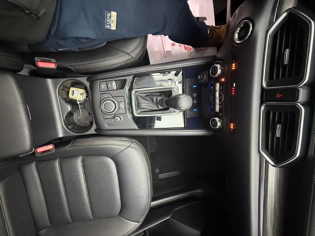 2022 MAXUS XinTu V90 2.0T 150HP L4 6AT,autocango,china used car exporter,china ev exporter,chinese used car exporter,chinese used ev exporter