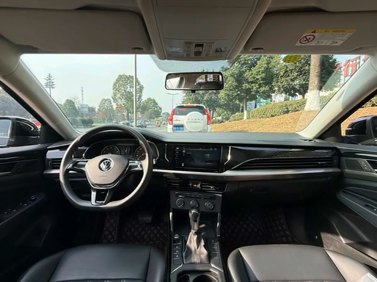 2020 Volkswagen Passat 1.4T 150HP L4 7DCT,autocango,china used car exporter,china ev exporter,chinese used car exporter,chinese used ev exporter