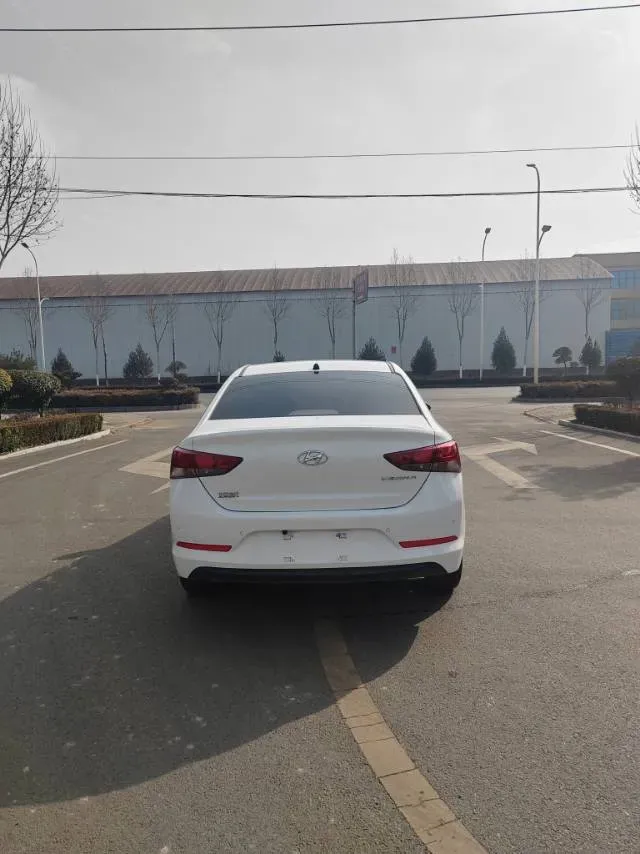 2016 Hyundai Verna 1.4L 100HP L4 6AT,autocango,china used car exporter,china ev exporter,chinese used car exporter,chinese used ev exporter