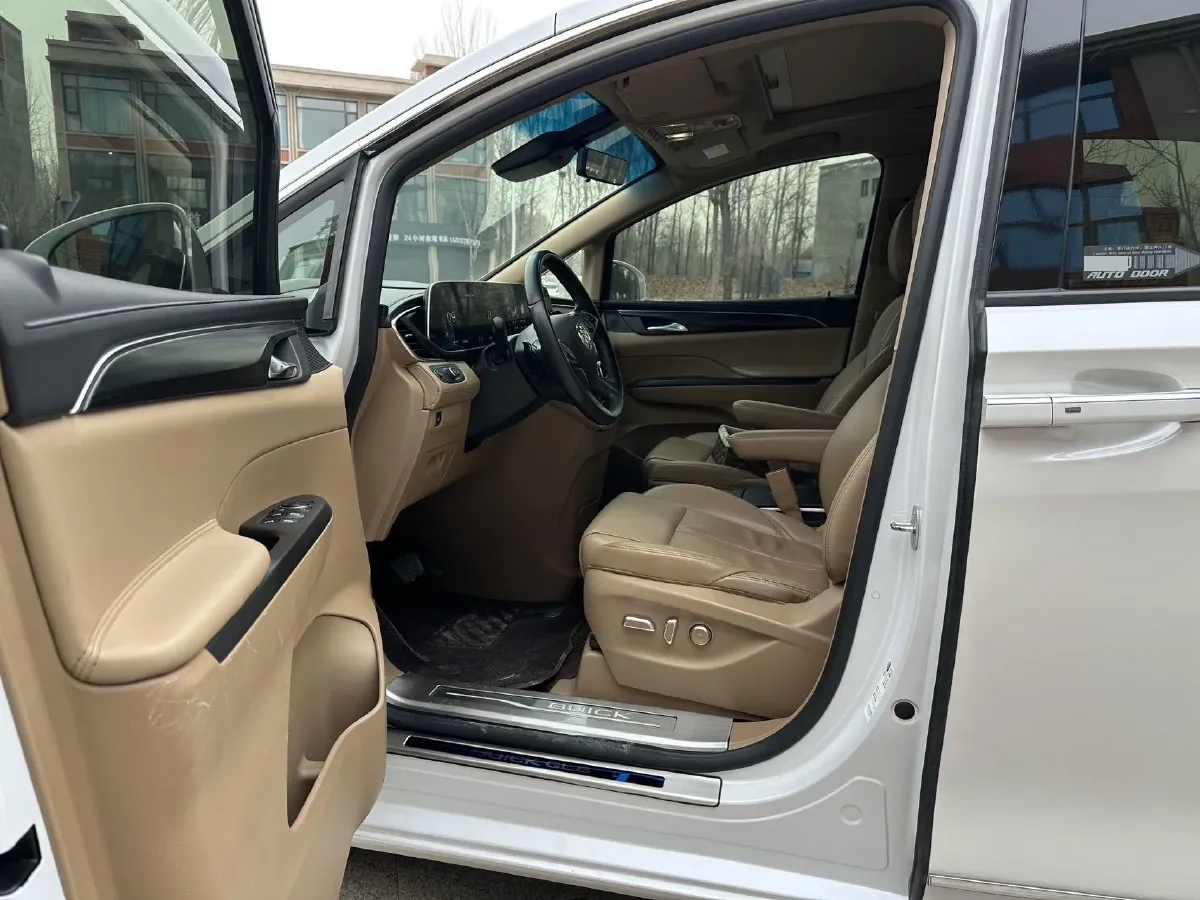 2020 Buick GL8 2.0T 237HP L4 9AT,autocango,china used car exporter,china ev exporter,chinese used car exporter,chinese used ev exporter