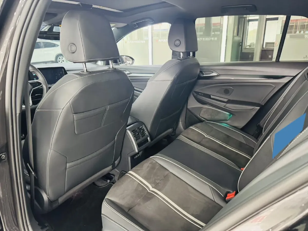 2023 Volkswagen Golf 1.4T 150HP L4 7DCT,autocango,china used car exporter,china ev exporter,chinese used car exporter,chinese used ev exporter