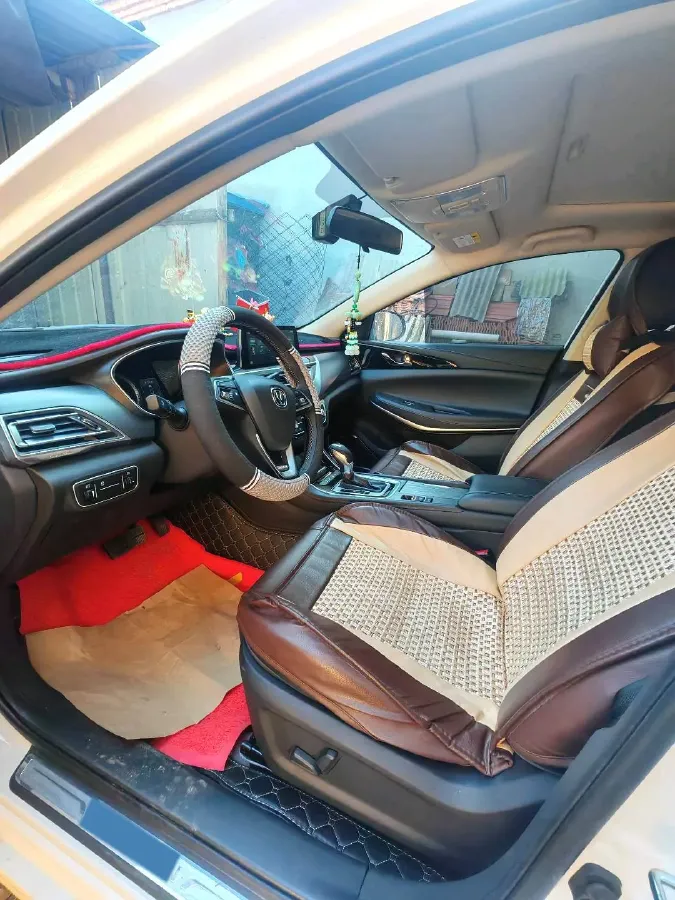 2020 ChangAn Raeton CC 1.5T 156HP L4 6AT,autocango,china used car exporter,china ev exporter,chinese used car exporter,chinese used ev exporter