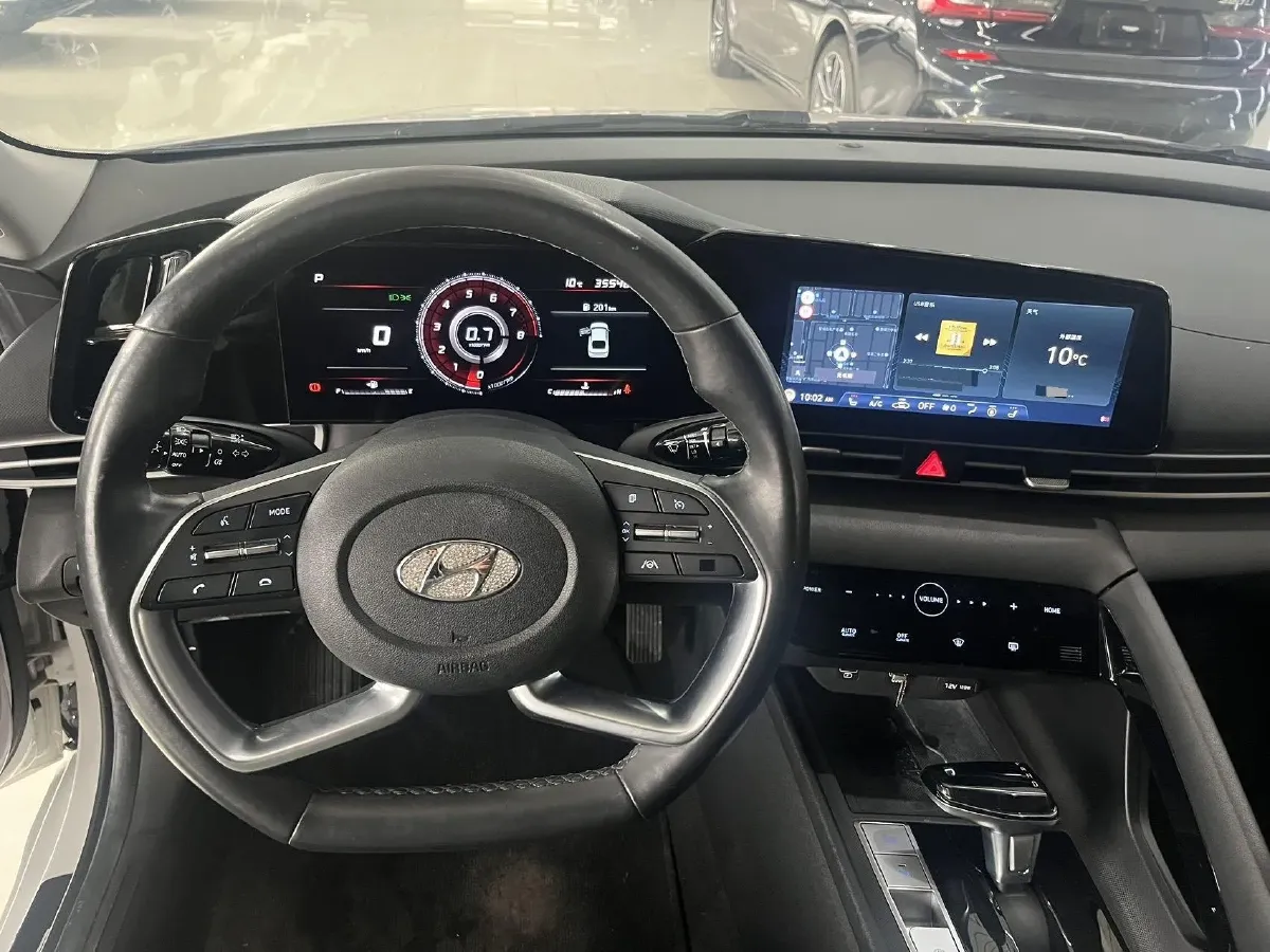 2021 Hyundai Elantra 1.5L 115HP L4 CVT,autocango,china used car exporter,china ev exporter,chinese used car exporter,chinese used ev exporter