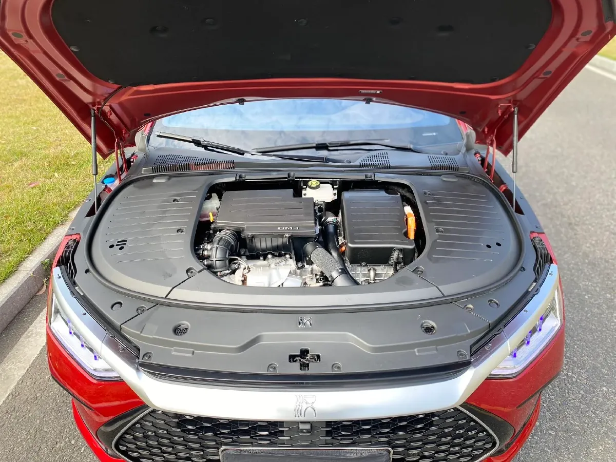 2022 Volkswagen Tiguan L 2.0T 186HP L4 7DCT,autocango,china used car exporter,china ev exporter,chinese used car exporter,chinese used ev exporter