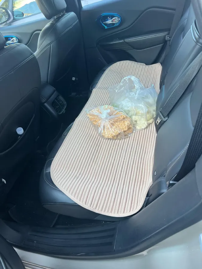 2017 Jeep Cherokee 2.4L 175HP L4 9AT,autocango,china used car exporter,china ev exporter,chinese used car exporter,chinese used ev exporter