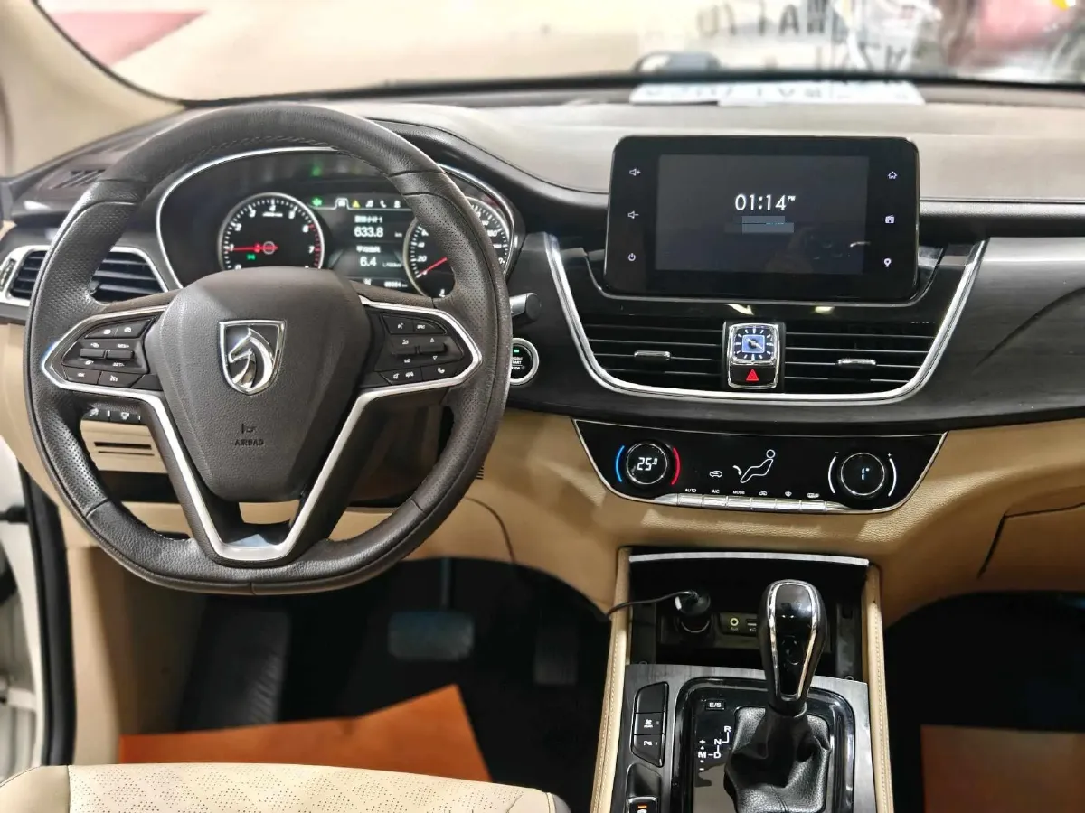 2017 Great Wall Wingle 5 2.0T 143HP L4 6MT,autocango,china used car exporter,china ev exporter,chinese used car exporter,chinese used ev exporter