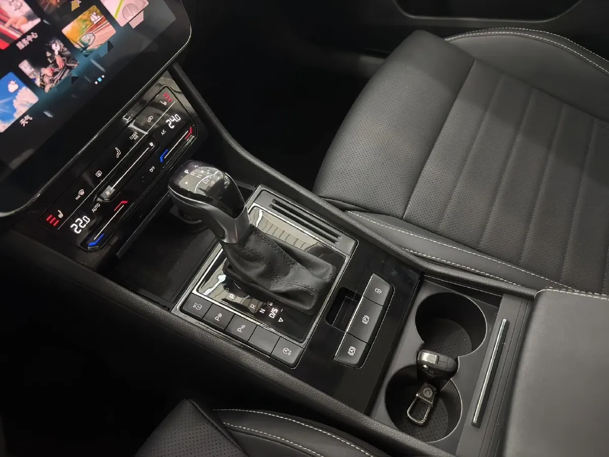 2022 Skoda Superb 1.4T 150HP L4 7DCT,autocango,china used car exporter,china ev exporter,chinese used car exporter,chinese used ev exporter