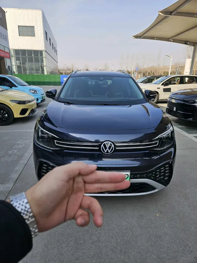 2021 Volkswagen ID.6 Crozz BEV 84.8KWH,autocango,china used car exporter,china ev exporter,chinese used car exporter,chinese used ev exporter