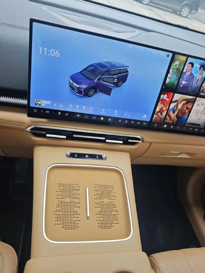 2025 Voyah Dream 1.5T 150HP L4 PHEV 41.7KWH,autocango,china used car exporter,china ev exporter,chinese used car exporter,chinese used ev exporter