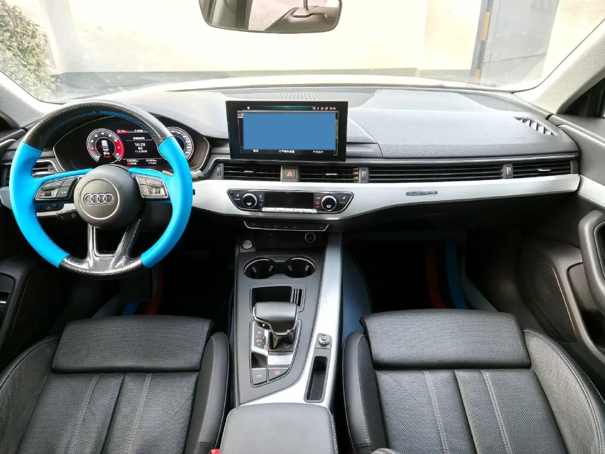 2020 Audi A4L 2.0T 190HP L4 7DCT,autocango,china used car exporter,china ev exporter,chinese used car exporter,chinese used ev exporter