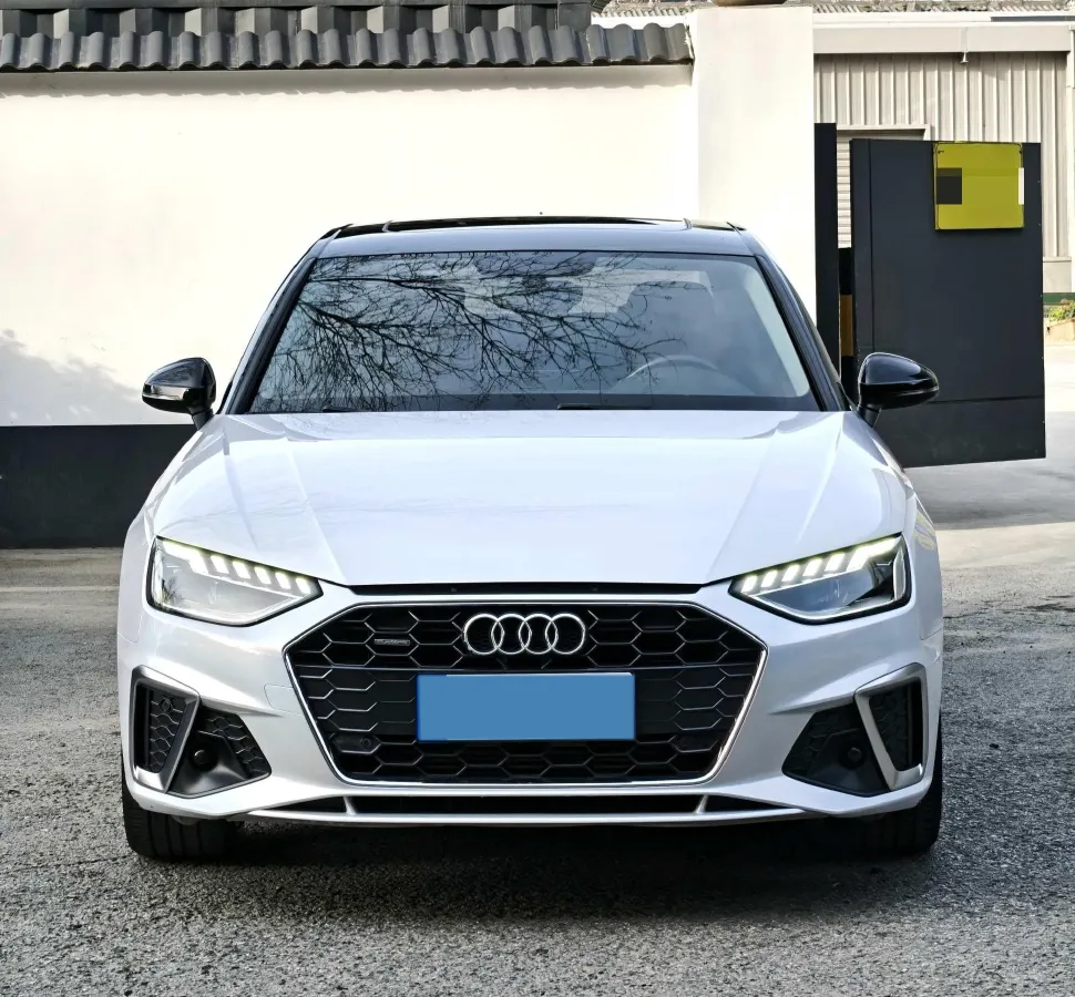 2020 Audi A4L 2.0T 190HP L4 7DCT,autocango,china used car exporter,china ev exporter,chinese used car exporter,chinese used ev exporter