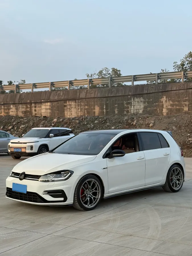 2018 Volkswagen Golf 1.4T 150HP L4 7DCT,autocango,china used car exporter,china ev exporter,chinese used car exporter,chinese used ev exporter