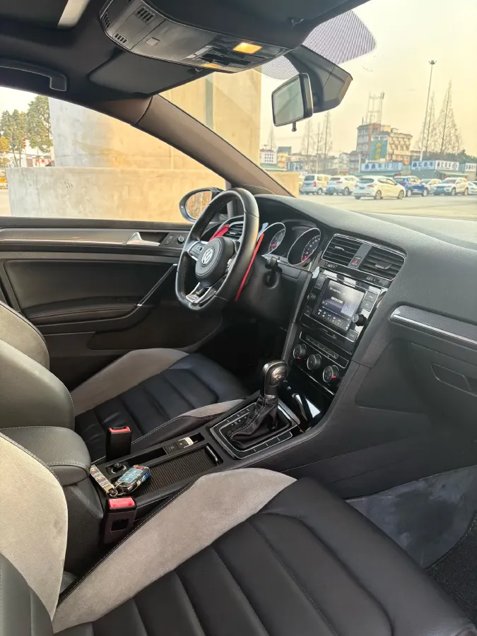 2018 Volkswagen Golf 1.4T 150HP L4 7DCT,autocango,china used car exporter,china ev exporter,chinese used car exporter,chinese used ev exporter