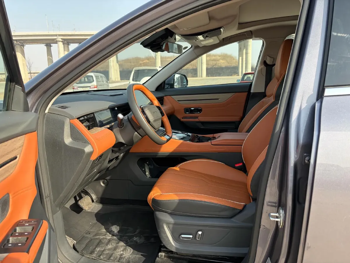 2025 Jetour DASHING 1.5T 184HP L4 7DCT,autocango,china used car exporter,china ev exporter,chinese used car exporter,chinese used ev exporter