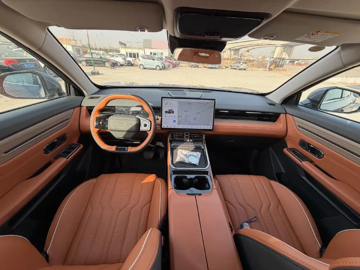 2025 Jetour DASHING 1.5T 184HP L4 7DCT,autocango,china used car exporter,china ev exporter,chinese used car exporter,chinese used ev exporter