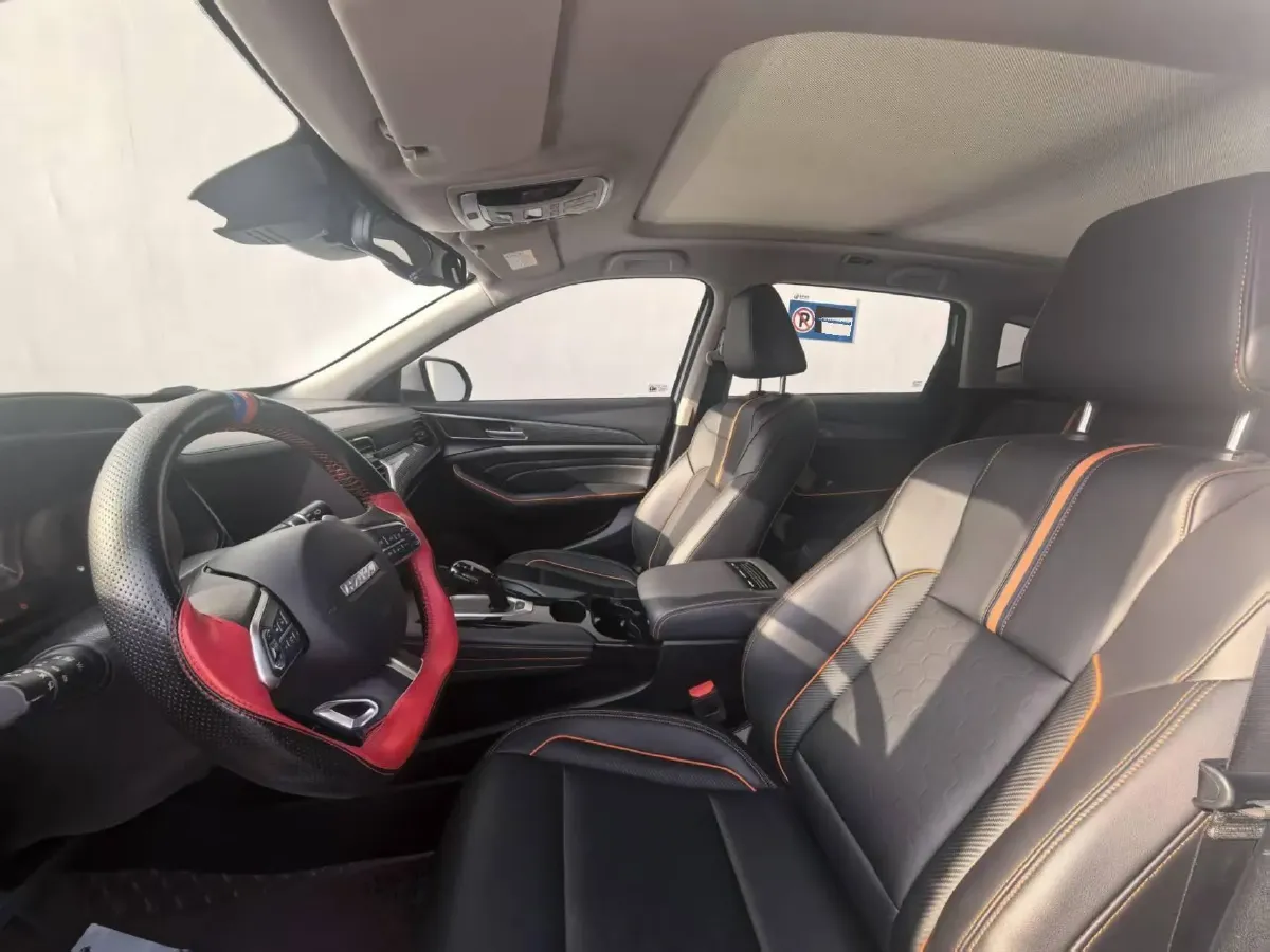 2021 Haval F7 2.0T 224HP L4 7DCT,autocango,china used car exporter,china ev exporter,chinese used car exporter,chinese used ev exporter