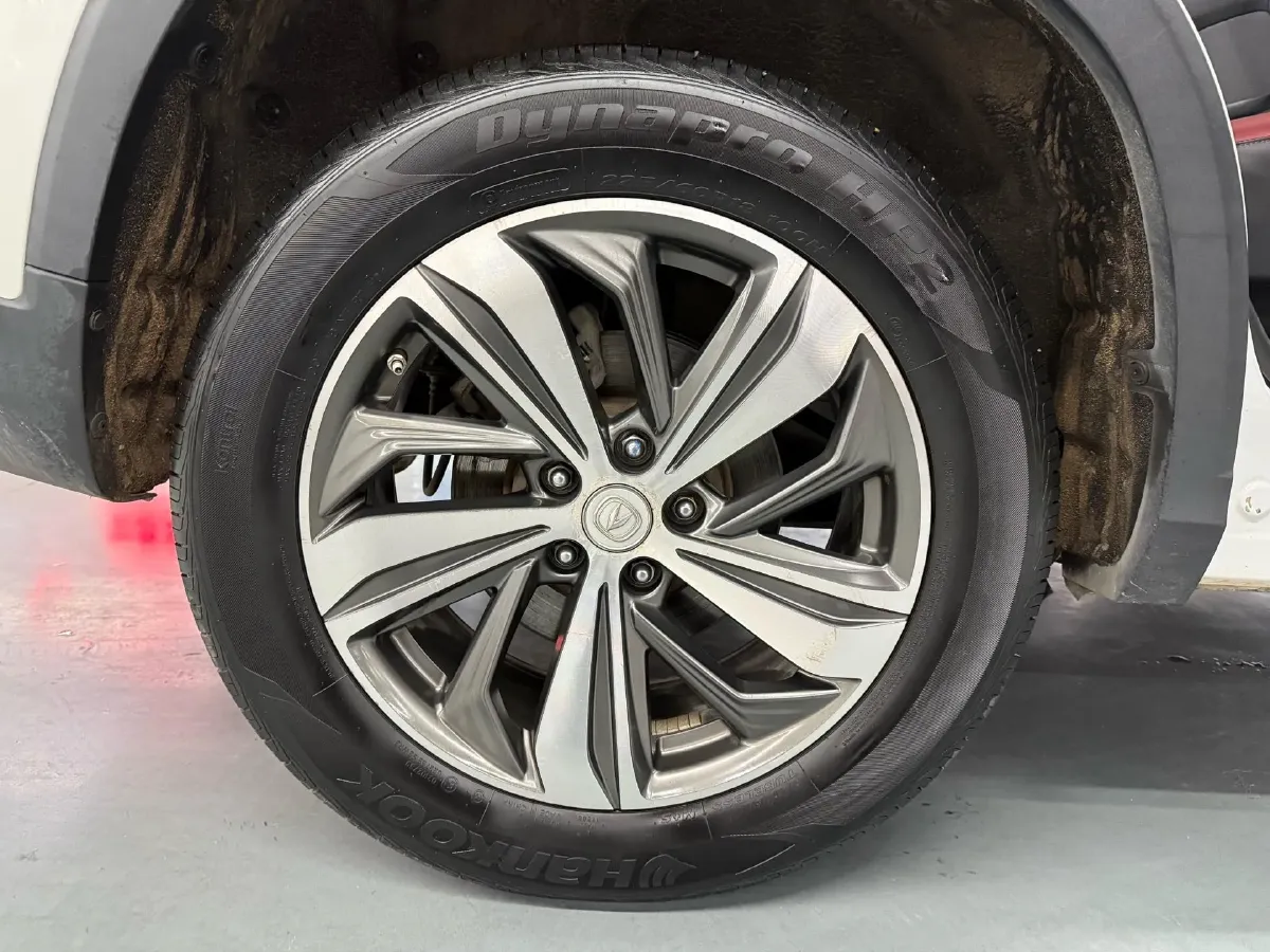 2020 ChangAn CS75 Plus 1.5T 178HP L4 6AT,autocango,china used car exporter,china ev exporter,chinese used car exporter,chinese used ev exporter