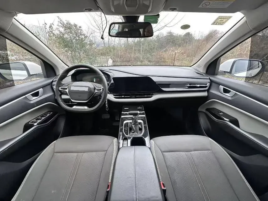 2020 WuLing KaiJie 1.5T 147HP L4 CVT,autocango,china used car exporter,china ev exporter,chinese used car exporter,chinese used ev exporter