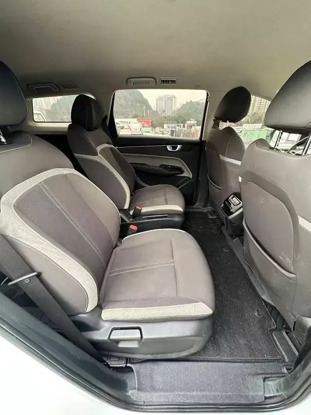 2020 WuLing KaiJie 1.5T 147HP L4 CVT,autocango,china used car exporter,china ev exporter,chinese used car exporter,chinese used ev exporter